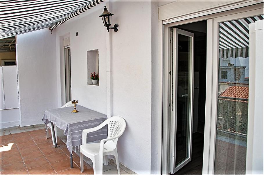 Kassandrou Suite Hot Tub-Jakuzzi - 2 Bedrooms - Big Balcony - Center Tessalónica Exterior foto
